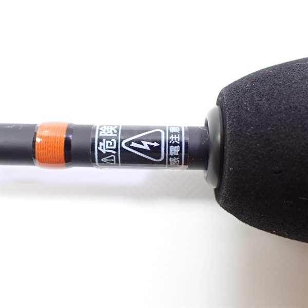 サーティーフォー＋Ｅ４１０Ｍ